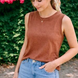 Everyday Casual‎ XS Relaxed Fit Sleeveless Cotton Tee Warm Brown